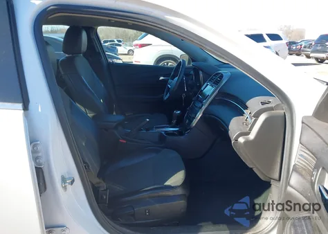 2016 Chevrolet Malibu Limited Lt z USA, uszkodzony, nr VIN 1G11C5SA6GF162875